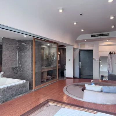 Under the Empty Mountain· IDLE Resort Hotel (Jiefangbei Hongyadong) Camere Photos