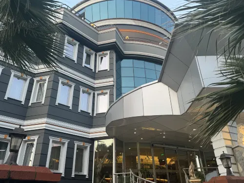 雷瑪尼斯酒店 外觀 Photos