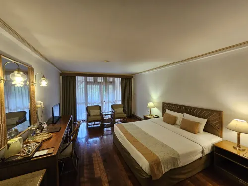 The Imperial Mae Hong Son Resort Zimmer Photos