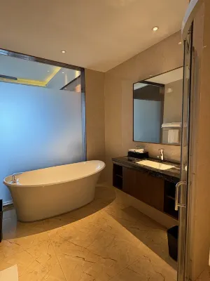Forest City Golf Hotel Chambres Photos