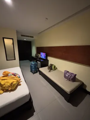 Weekender Resort Rooms Photos