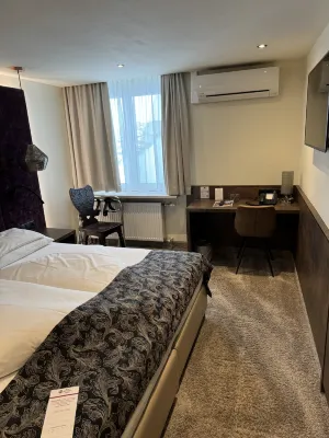 BEST WESTERN Plus Hotel Goldener Adler Innsbruck Zimmer Photos