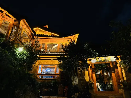 Lijiang Fengyasong Wenjinyuan Chinese Inn · Naxi Guyuan Esterni Photos
