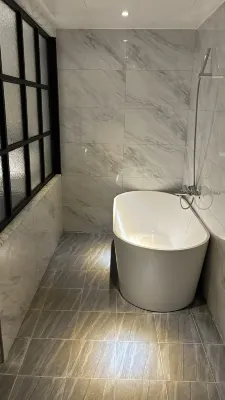 Hotel KNOX Rooms Photos