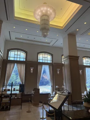 Okura Akademia Park Hotel Öffentliche Flächen Photos