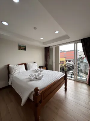 Royale 8 Ville Guest House Zimmer Photos