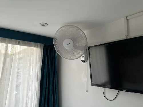 Vilenza Hotel Rooms Photos