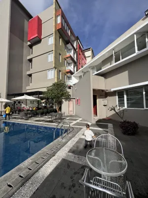 Horison Hotel Sukabumi Relaksasi & Rekreasi Photos