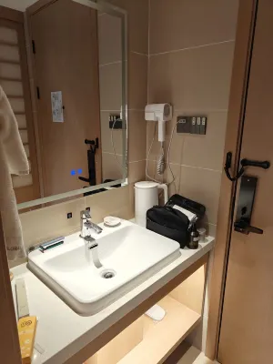 Floral Hotel·Heyuan Courtyard Light Luxury Hotel (Beijing Normal University Jishuitan Branch) Rooms Photos