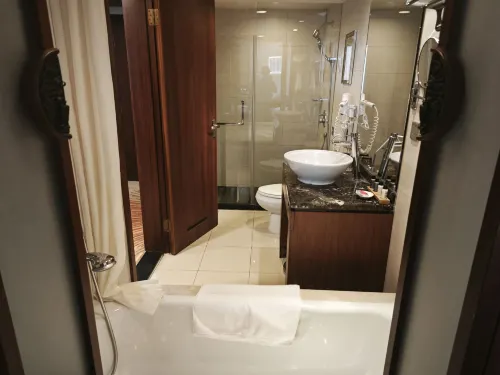 Baolong Hotel Rooms Photos