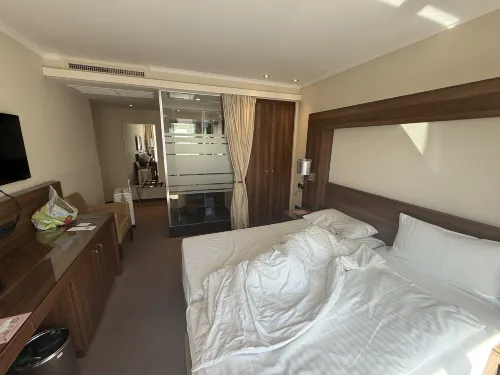 Flemings Hotel Frankfurt Main-Riverside Rooms Photos
