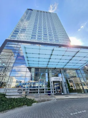 Hilton Warsaw City Extérieur Photos