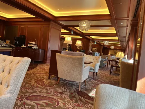ANA Crowne Plaza Osaka Makanan Photos