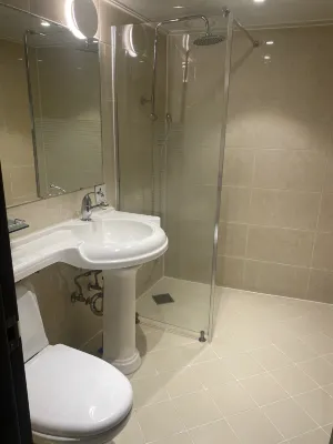 New Chonji Hotel Rooms Photos