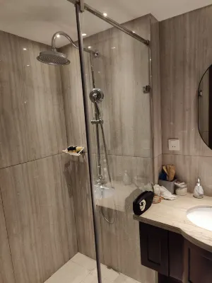 Hanoi Calista Hotel & Spa Zimmer Photos