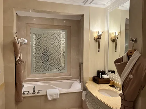 Emirates Palace Mandarin Oriental, Abu Dhabi Chambres Photos