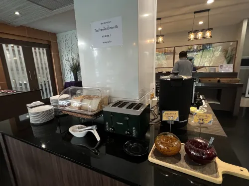 V Hotel Ubon Ratchathani Photos