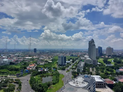 Whiz Luxe Hotel Spazio Surabaya Dekat Hotel Photos