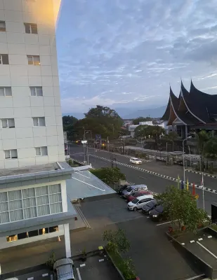 Daima Hotel Padang Dekat Hotel Photos