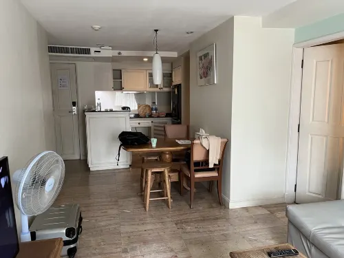 Sabai Sathorn Service Apartment Photos