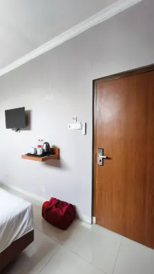Mr J Suites Hotel Tegal Kamar Photos