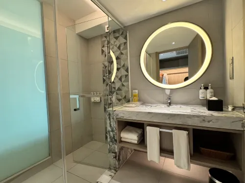Holiday Inn Johor Bahru City Centre Habitaciones Photos