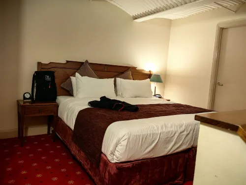 Grand Hotel Melbourne Rooms Photos