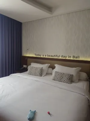 Infinity8 Bali Kamar Photos