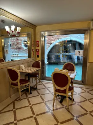 Hotel Alcyone Espaces publics Photos