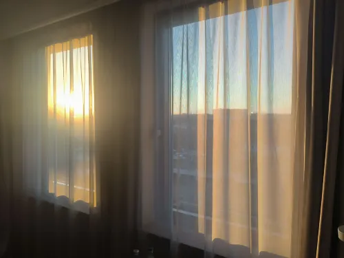 H4 Hotel Hannover Messe Rooms Photos