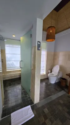 Maya Ubud Resort and Spa Kamar Photos
