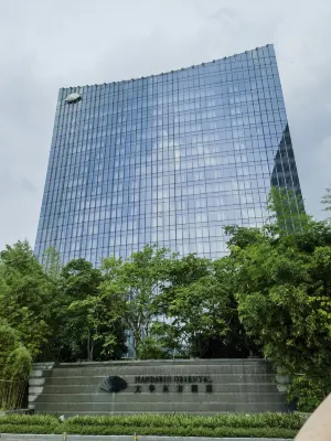 Mandarin Oriental Guangzhou Exterior Photos
