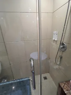 Emperor Hotel Rooms Photos