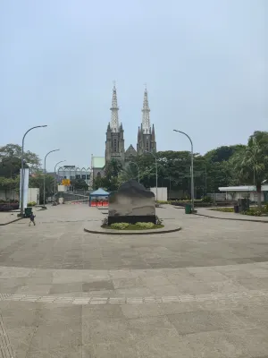 Orchardz Jayakarta À proximité de l'hôtel Photos