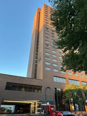 Delta Hotels Calgary Downtown Exterior Photos