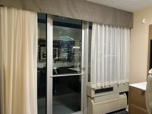 Best Western Premier Chateau Granville Hotel  Suites  Conf. Centre Chambres Photos