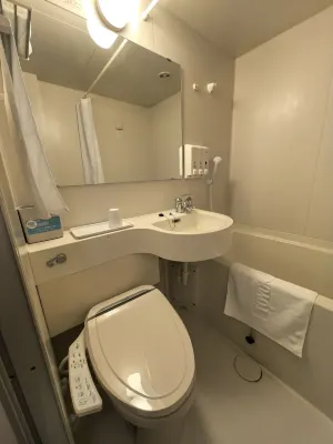 Toyoko Inn Osaka Umeda Higashi Rooms Photos