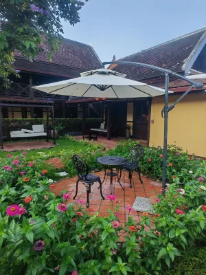 U Luang Prabang Area Publik Photos