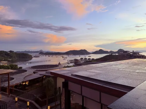 TA’AKTANA, a Luxury Collection Resort & Spa, Labuan Bajo Dekat Hotel Photos