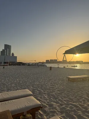 The Ritz-Carlton, Dubai Рядом с отелем Photos