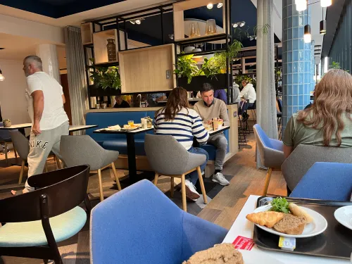 Hampton by Hilton Antwerp Central Station Photos