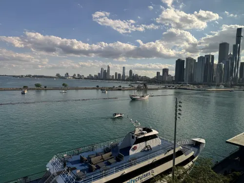 Sable at Navy Pier Chicago, Curio Collection by Hilton Near Hotel Photos