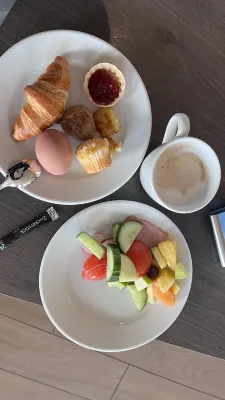 Hampton by Hilton Konstanz Dining Photos