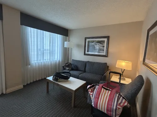 Best Western Premier Chateau Granville Hotel  Suites  Conf. Centre Chambres Photos