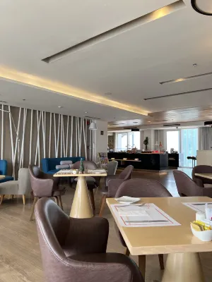 Liberty Central Saigon Riverside Hotel Dining Photos