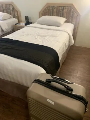 ÉL Hotel Kartika Wijaya Batu Номера Photos