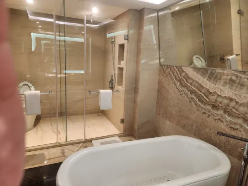 Le Meridien Bali Jimbaran Kamar Photos