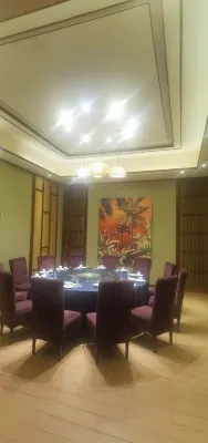 Ivy Apartment (Pazhou Convention and Exhibition Wanshengwei Metro Station) Makanan Photos