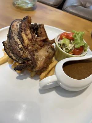 Aviary Hotel Bintaro Makanan Photos