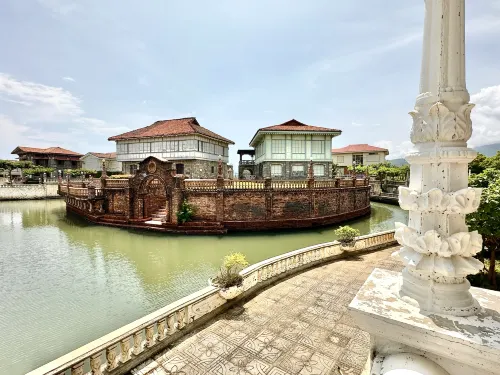 Las Casas Filipinas de Acuzar بالقرب من الفندق Photos